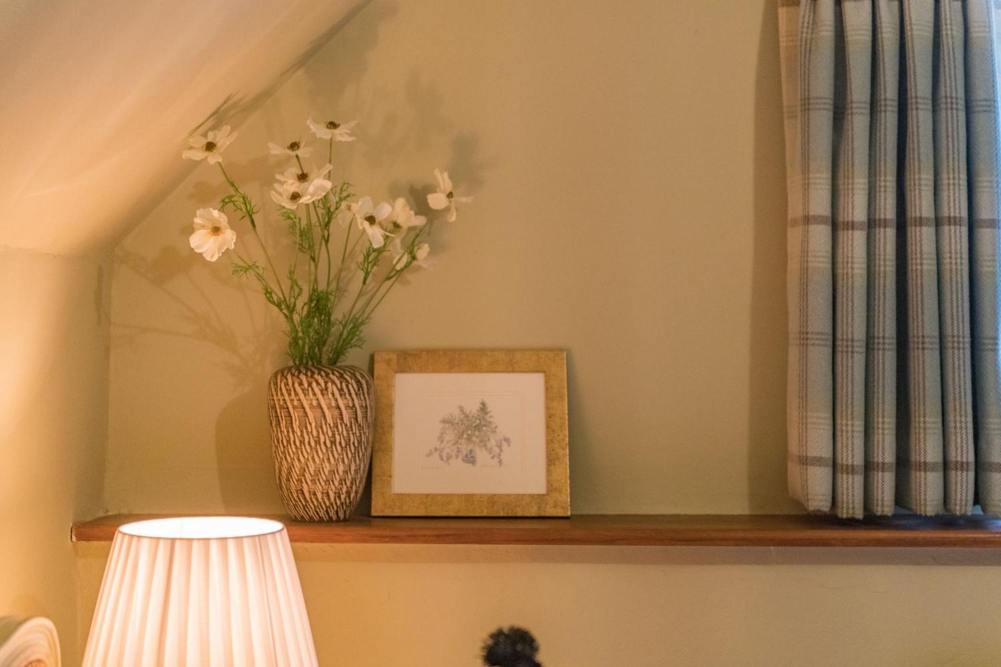 Crow Cottage By Bloom Stays フェイバーシャム エクステリア 写真